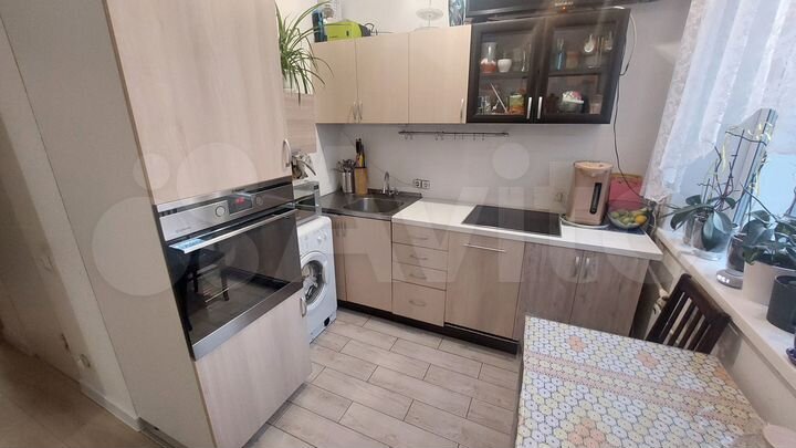 2-к. квартира, 56 м², 1/2 эт.