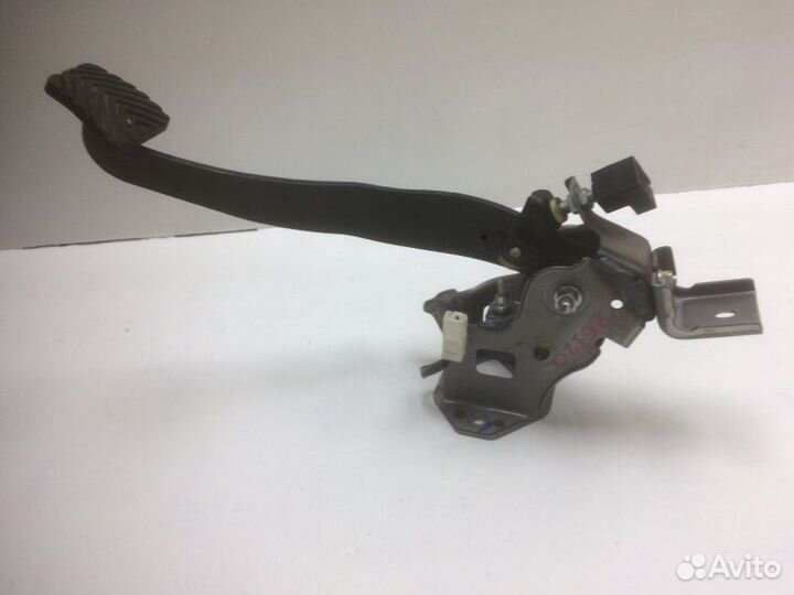 Педаль сцепления Hyundai Ix35 LM 2.0 2014