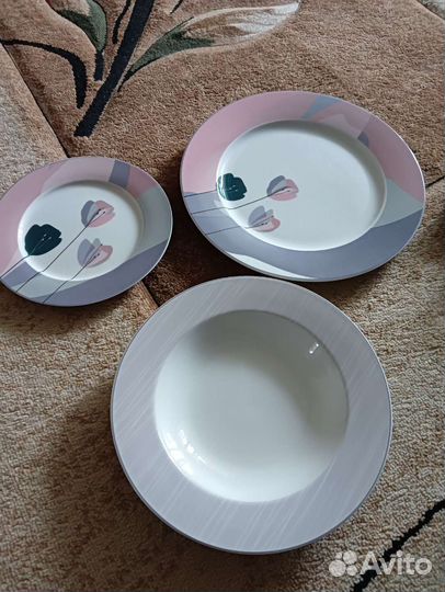 Набор тарелок на 6 персон, 18 предметов