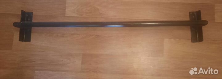 Турник настенный