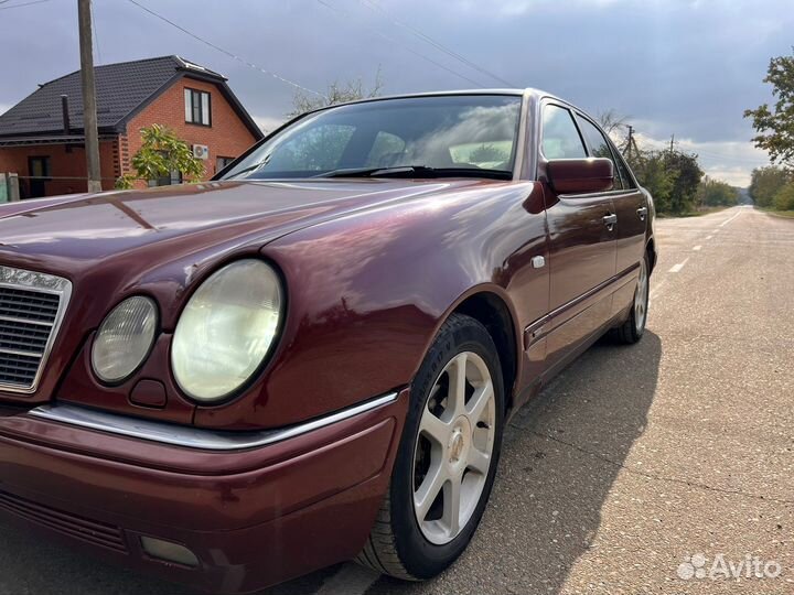 Mercedes-Benz E-класс 2.2 AT, 1997, 312 500 км