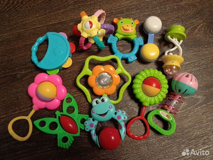 Развивающие игрушки для малышей