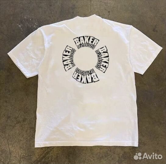 Футболка skateboards белая