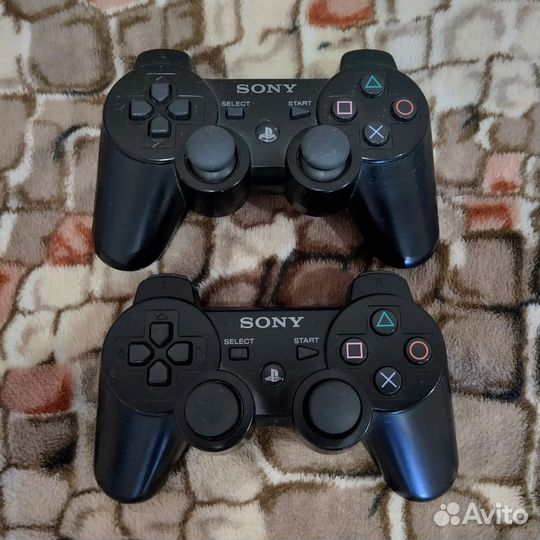 Sony PlayStation 3 slim 320gb с двумя джойстиками