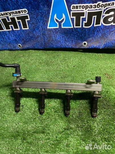 Топливная рейка Opel Astra J A14XER 2011