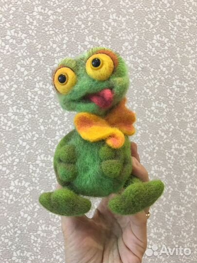 Игрушки из шерсти (сухое валяние)