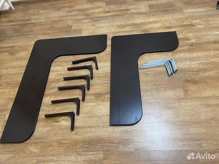 Полка настенная угловая