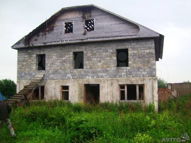 Дом 300 м² на участке 18 сот.