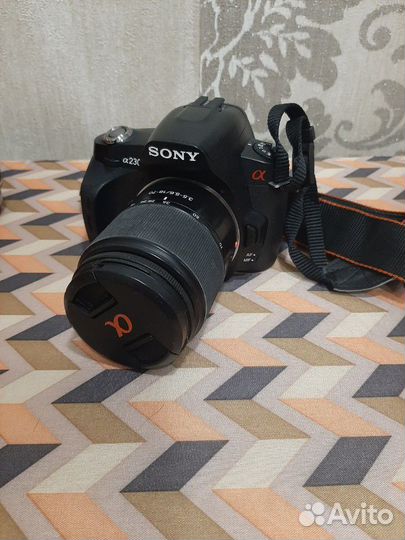 Зеркальная фотокамера Sony Альфа 230