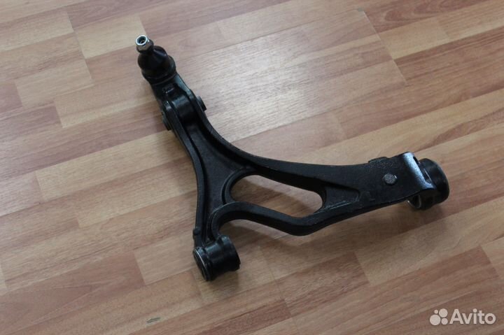 Рычаг передний нижний Touareg Q7 Cayenne