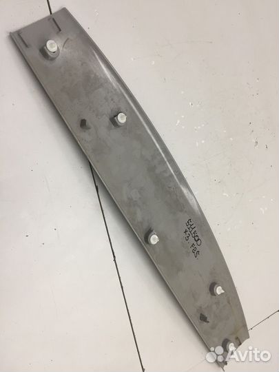 Обшивка багажника верхняя (BMW X3)