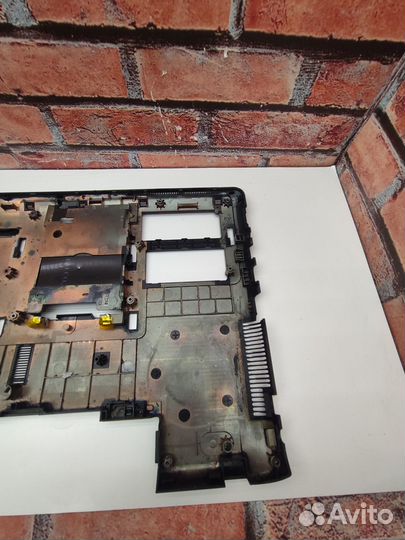 Поддон для Samsung NP270E5E (BA75-04420A)