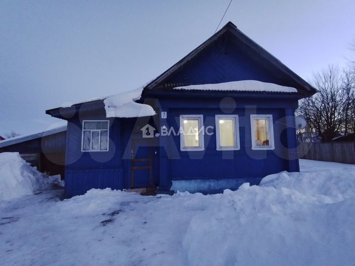 Дом 46,5 м² на участке 8 сот.