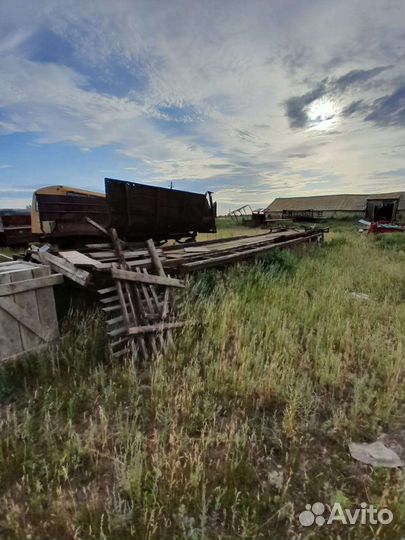 Тракторный прицеп