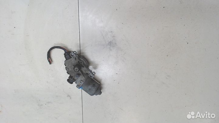 Двигатель стеклоочистителя передний Toyota Sienna 3, 2013