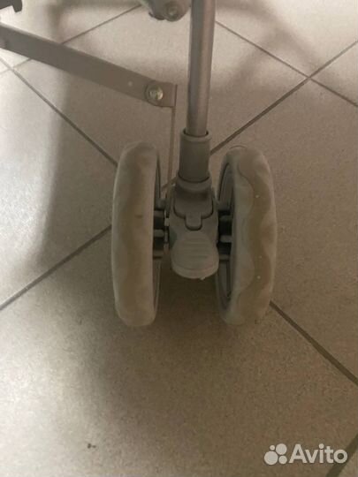 Прогулочная коляска Brevi