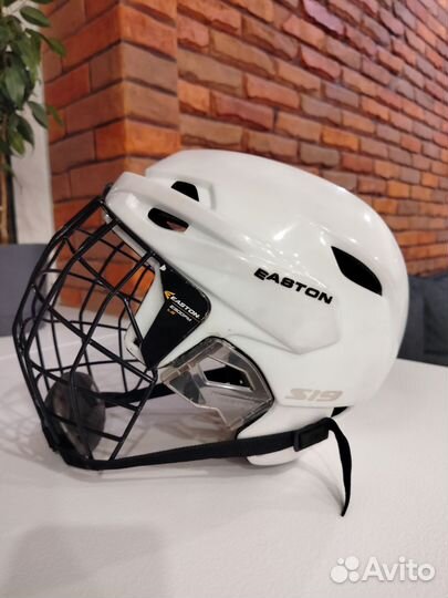 Шлем хоккейный easton s 19