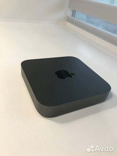 Продаю Apple Mac mini 2018 в идеале i7 3,2 Ghz