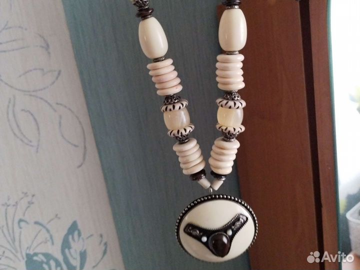 Украшения из натуральных камней