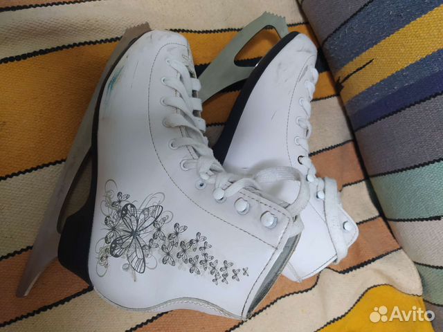 Коньки фигурные