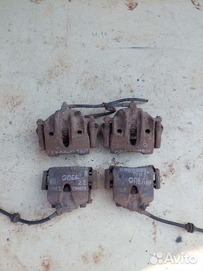 Суппорт на opel omega B 2.2