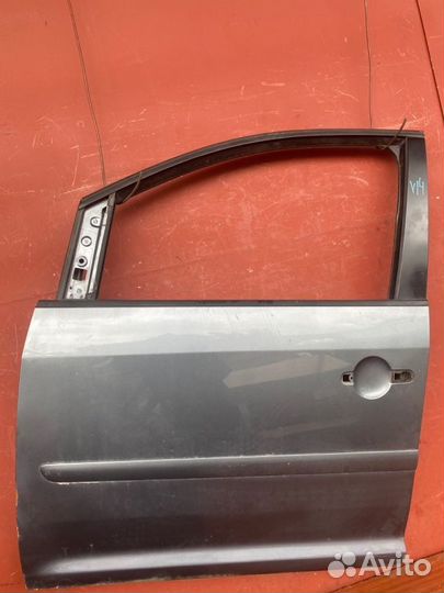 Дверь передняя левая Vw Touran BAG 2004