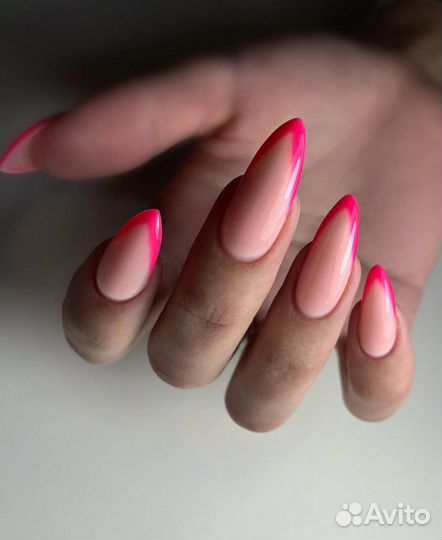 Маникюр/педикюр