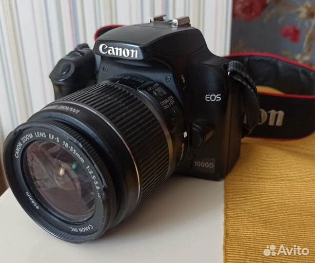Фотоаппарат Canon ds126191 EOS 1000D зеркальный