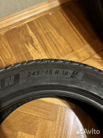 Michelin Alpin 5 245/45 R18