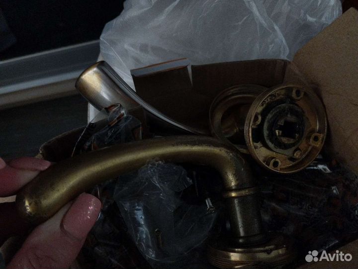 Дверные ручки