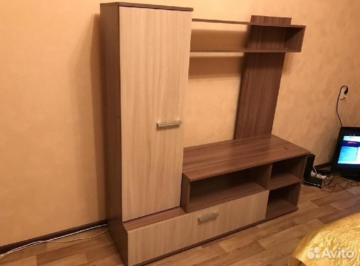 Стенка в гостиную