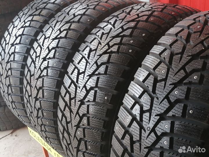 Maxxis ArcticTrekker NP3 235/55 R17
