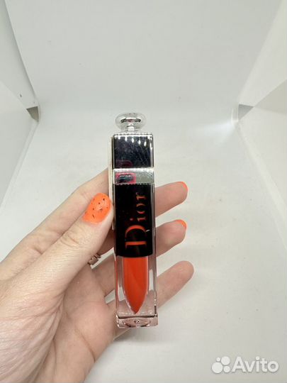 Блеск для губ плампер Dior 648