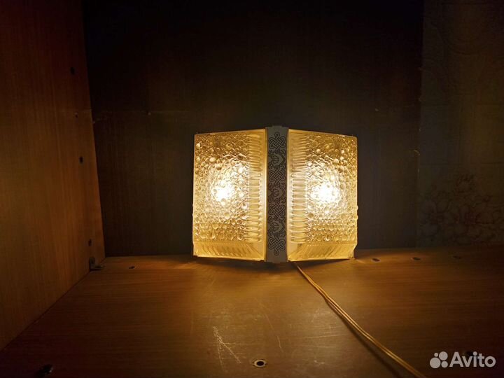 Светильник настенный СССР бу 85 г,в