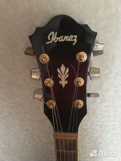 Электроакустическая гитара Ibanez AEG50