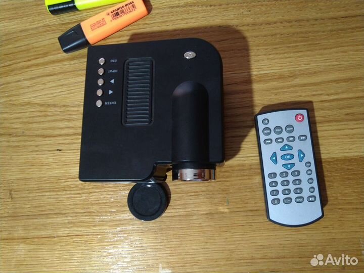 Мини проектор