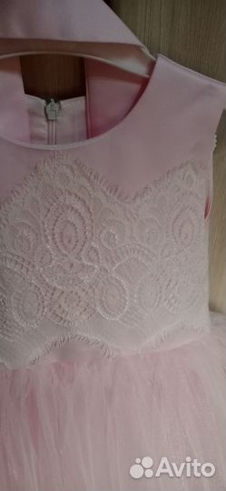 Платье праздничное