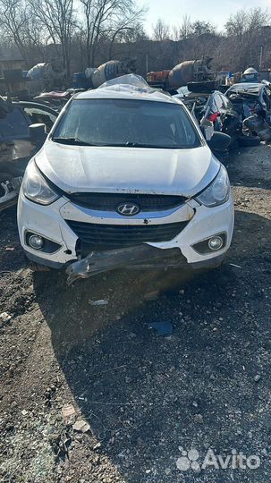 В разборе Hyundai ix35 2013 г 2.0л МКПП