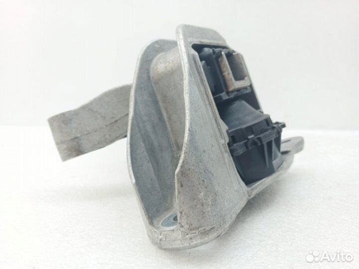 Опора двигателя правая Nissan Qashqai J11 1.2