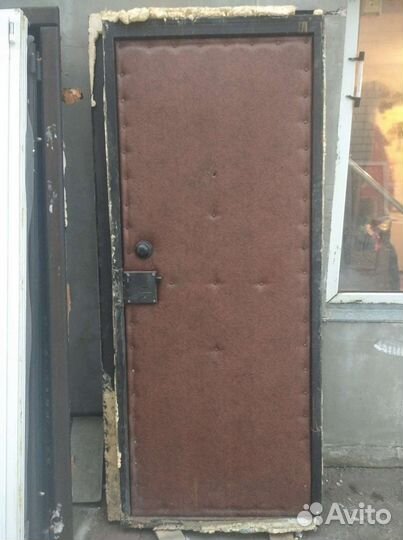 Дверь входная железная бу для квартиры