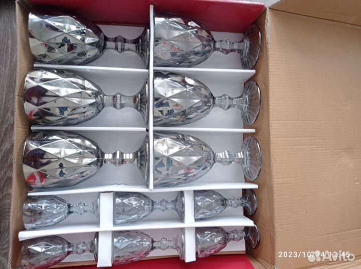 Набор бокалов