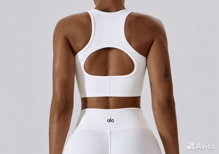 Alo yoga топ спортивный