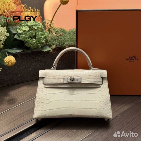 Роскошная сумка из матовой кожи аллигатора Hermes