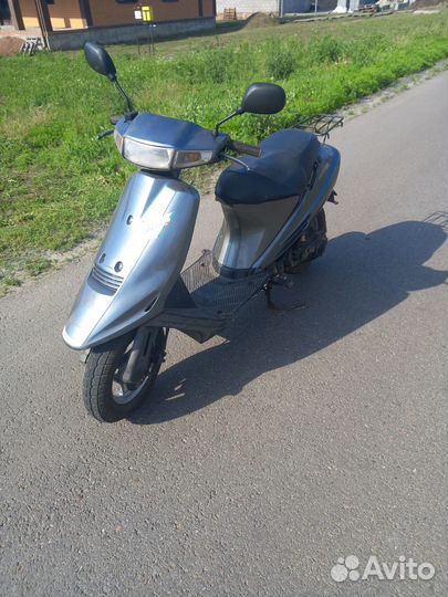 Suzuki Address V100