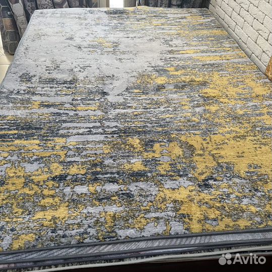 Современный ковер в гостинную в спальню