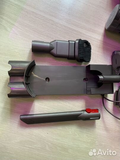 Пылесос Dyson v7 motorhead