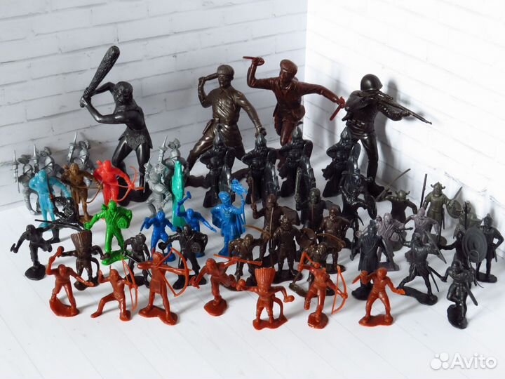 Солдатики Дзи Римляне Пираты Викинги Индейцы