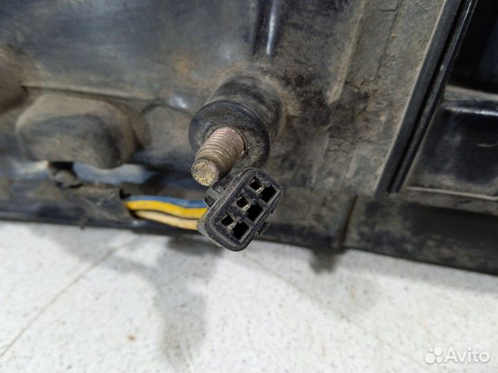 Зеркало правое Митсубиси