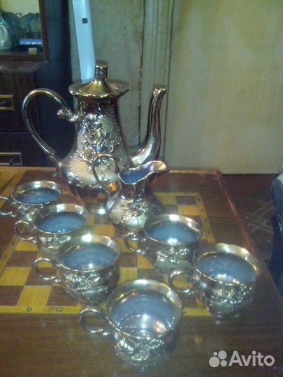 Продам чайно-кофейный сервиз роза, на 6 персон