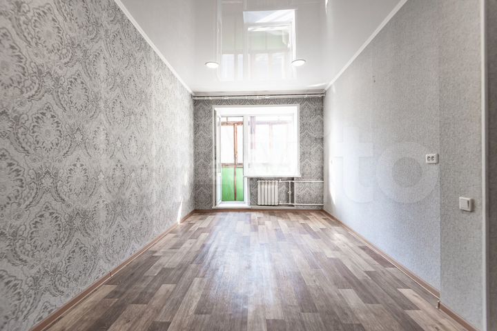 2-к. квартира, 42 м², 2/4 эт.